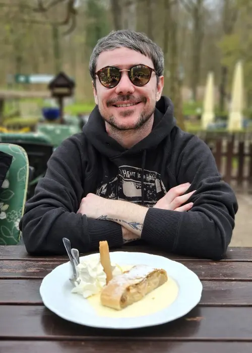 Hover image of Fraser